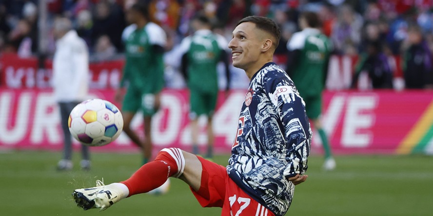 FC Bayern und Bayer Leverkusen: Neuzugänge Bryan Zaragoza und Borja Iglesias im Comunio-Check